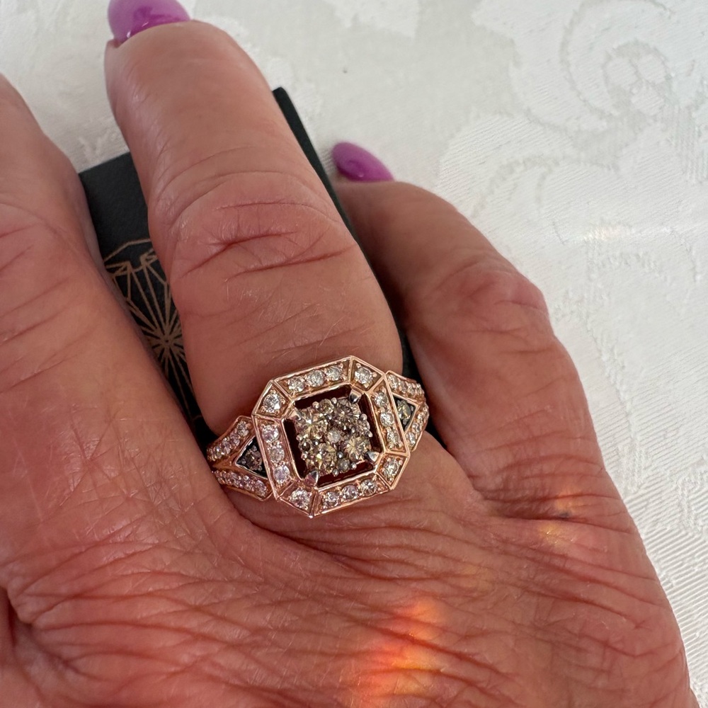 LeVian Chocolate Diamond 14K Strawberry Gold Women's Ring - Picture 5 of 8